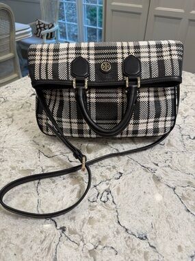 Tory Burch Woven Robinson Foldover Messenger in Black and White Plaid